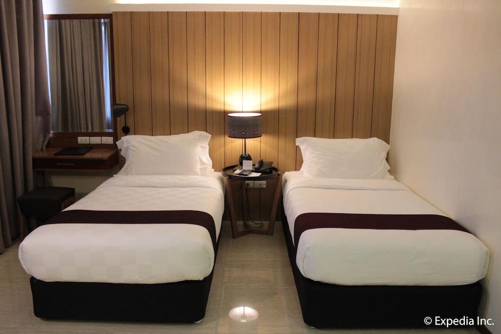One Vittoria Hotel Vigan City Exterior foto