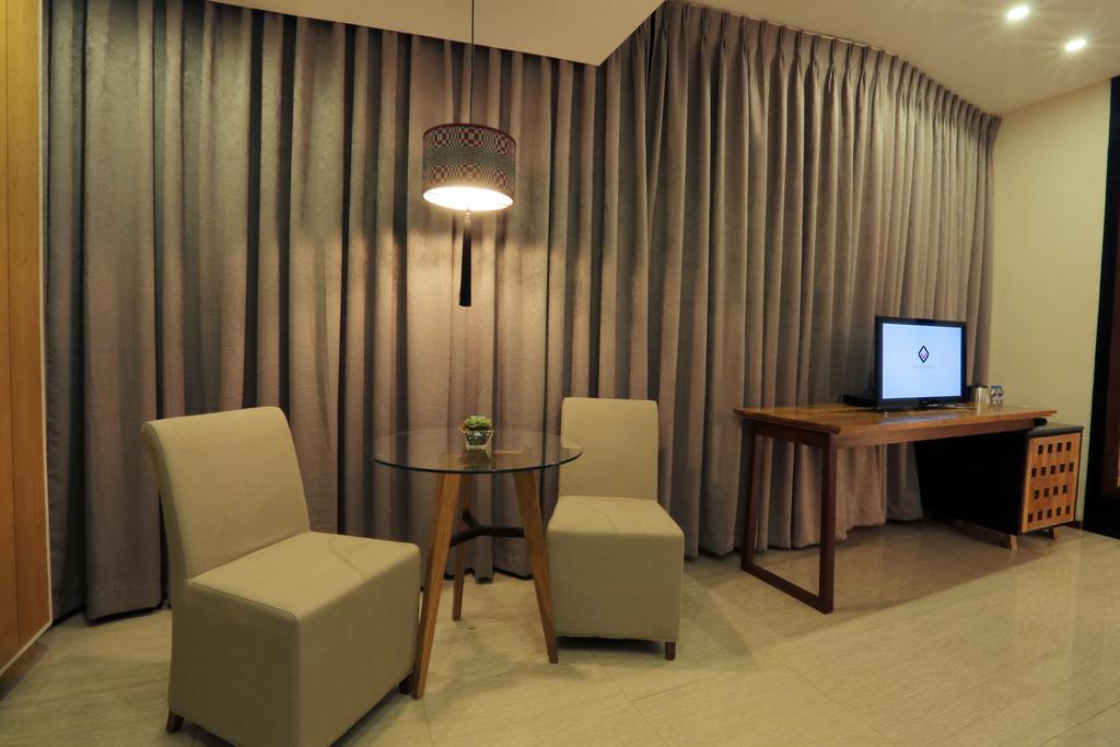 One Vittoria Hotel Vigan City Zimmer foto